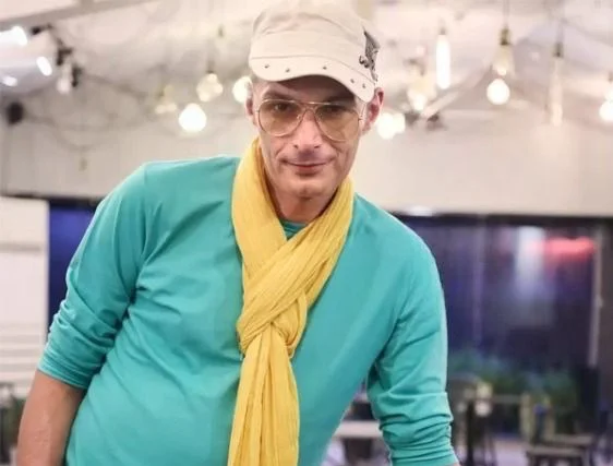 رامین پرچمی هنرپیشه⁩