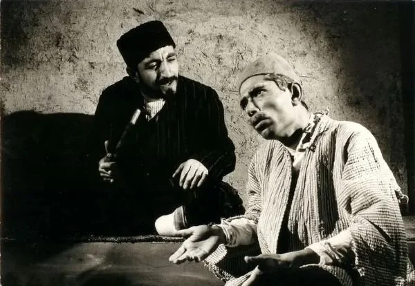 علی نصیریان در تئاتر⁩