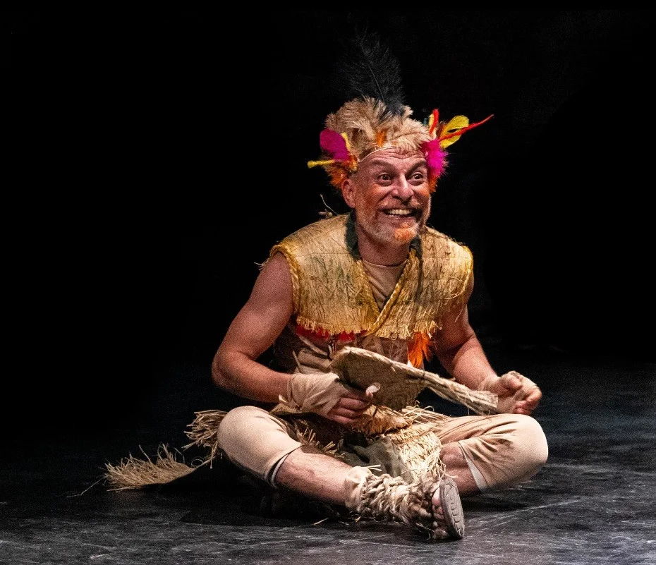 کاظم سیاحی در تئاتر⁩