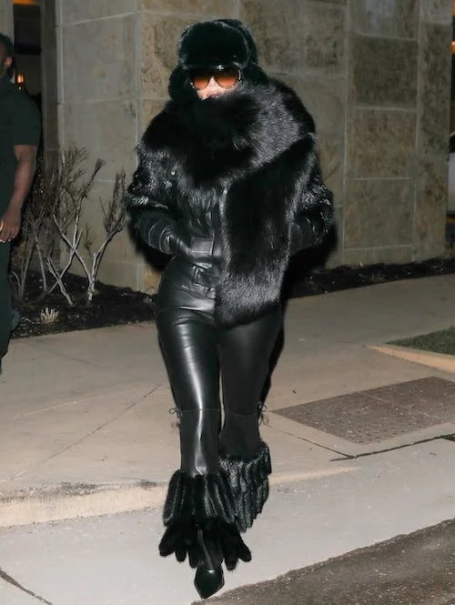 استایل مشکی کیم کارداشیان