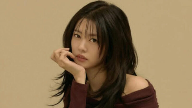 درخشش جونگ سومین با پیراهن جسورانه روی فرش قرمز مراسم SBS!