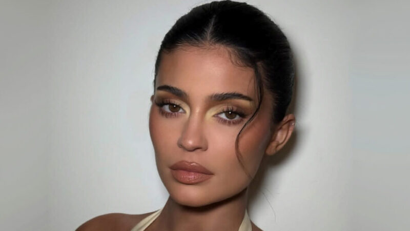 کایلی جنر با لباس‌های تکراری در مراسم‌های بزرگ سینمایی؛ راز استایل ثروتمندترین دختر دنیا چیست؟