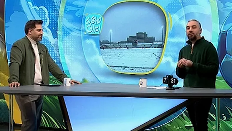 برف چمن استادیوم دستگردی را خراب کرد