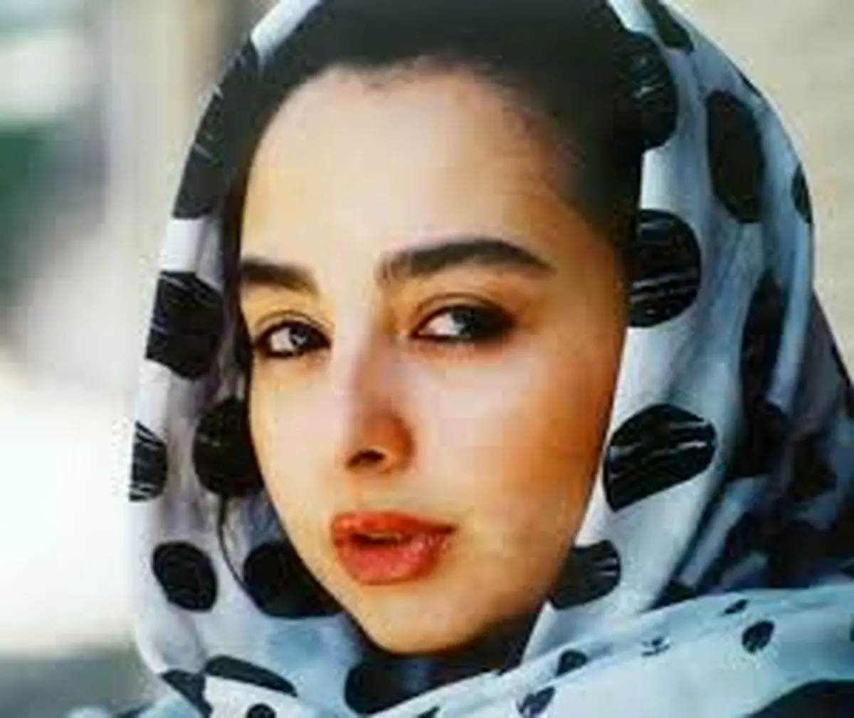 عکس| سفر در زمان؛ «ماهایا پطروسیان» با لباس عروس در کنار «چنگیز وثوقی»