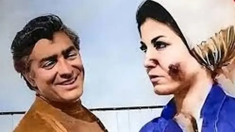 عکس| سفر زمان؛ چهرۀ خندان «فردین» در 29 سالگی در پشت‌صحنه یک فیلم؛ سال 42