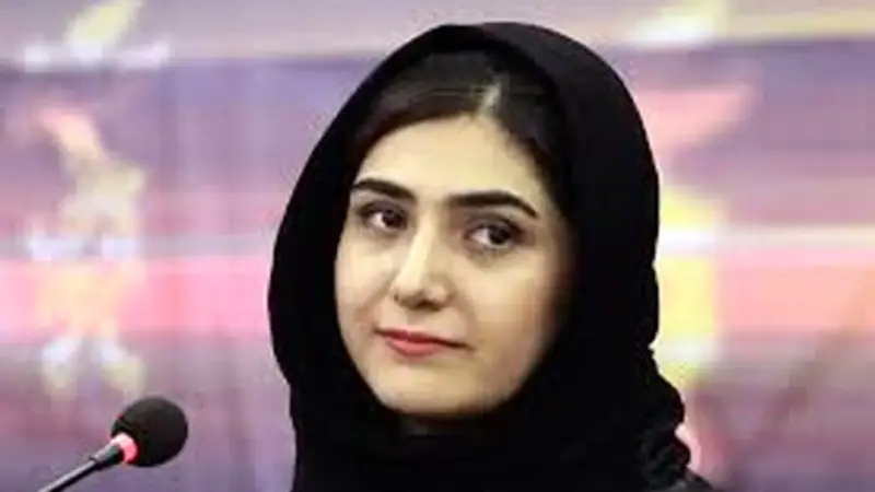 سفر زمان؛ «باران کوثری» 19 ساله با لباس عروس در «خوابگاه دختران»