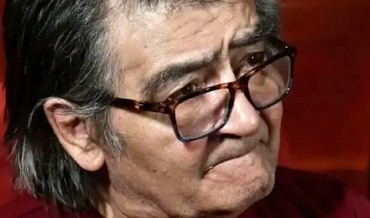 عکس| مراسم تشییع پیکر رضا رویگری ؛ هنرمندان او را تنها گذاشتند