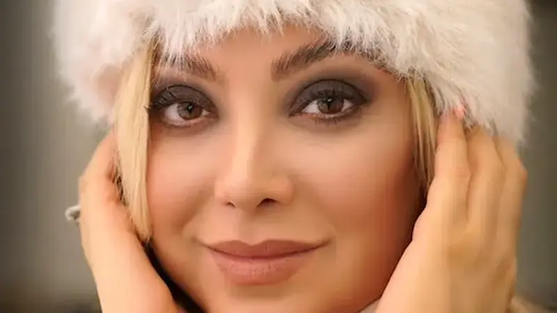 عکس| مریم سلطانی با آرایش غلیظ و استایل زمستانی به سبک مدل های روس