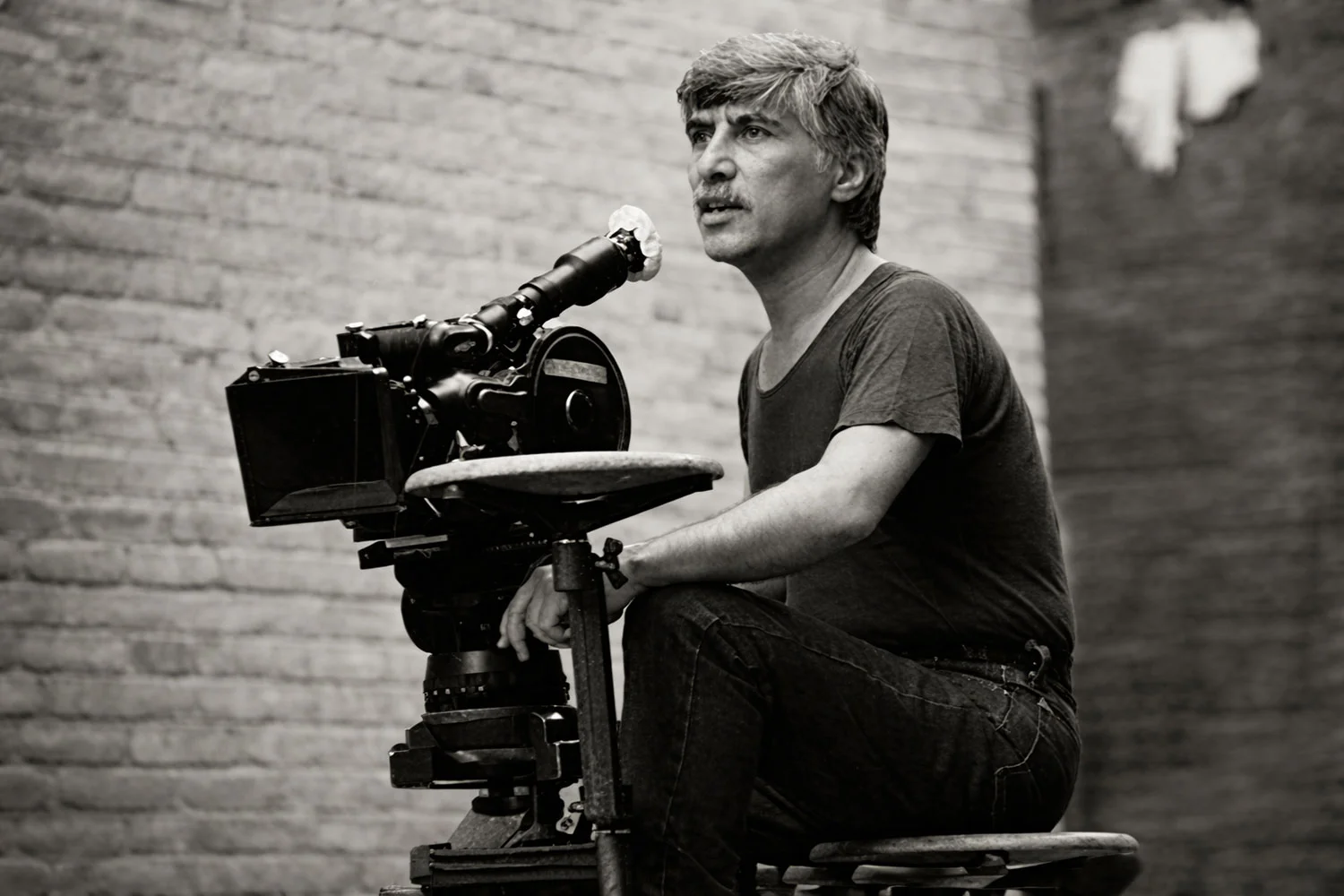 عکس| اولین عکس از آرامگاه بهرام بیضایی