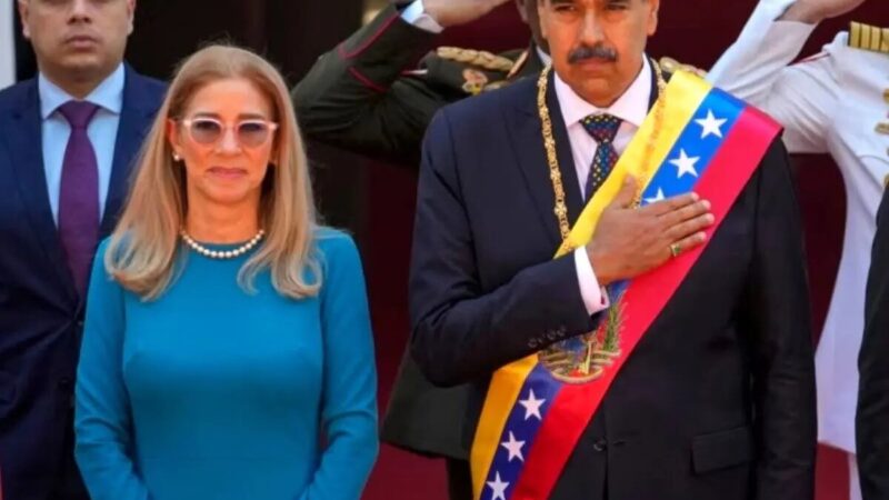 انتقال تاریخی مادورو و همسرش به دادگاهی حساس در نیویورک با تدابیر امنیتی بی‌سابقه + ویدیو