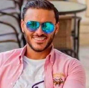 آرمین زارعی