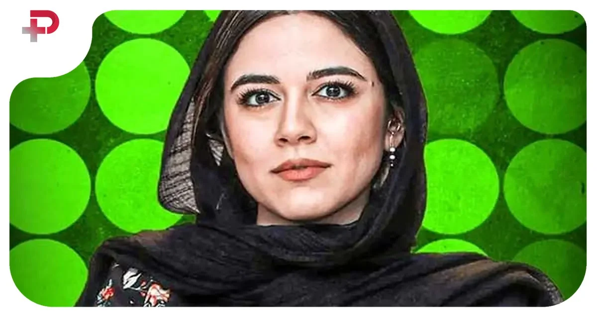 ماهور الوند و دوست زیبایش کنار برج آزادی؛ خانم بازیگر با چال گونه چقدر بامزه شده