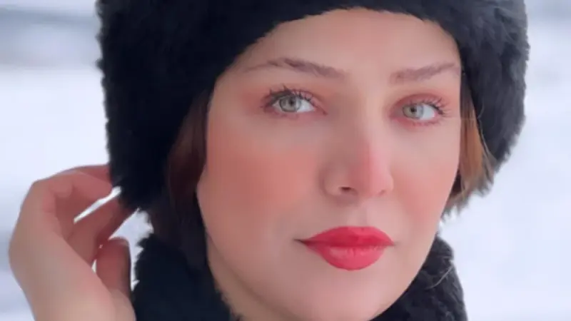 استایل بی‌نظیر نیمتاج در اکران شاه‌نقش، راز جذابیت زهرا فراهانی چیست؟