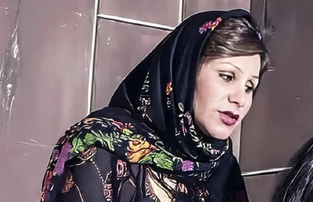 عکس| تصویری کمتر دیده‌شده از جشن تولد ۷۱ سالگی شهناز نامدار در کنار نسرین مقانلو