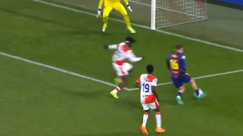 گل اول بارسلونا به اسلاویاپراگ (فرمین لوپز)