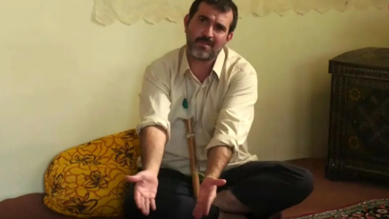 عکس| سفر در زمان؛ «جاوید سریال سوجان» در کنار کارگردان مختارنامه؛ سال 1400