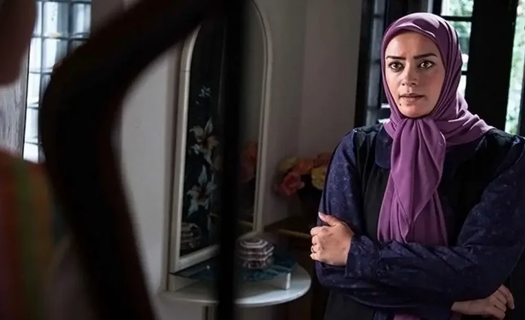 عکس/ دکوراسیون و رچیدمان خلاقانه و ایرانی پسند منزل الهام چرخنده