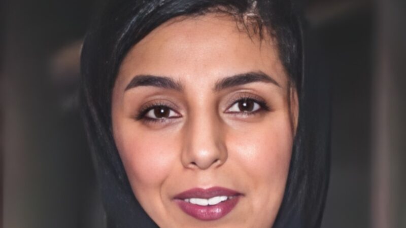 بیوگرافی و سن واقعی زکیه بهبهانی و همسرش + عکس خانوادگی که همه را شوکه کرد!