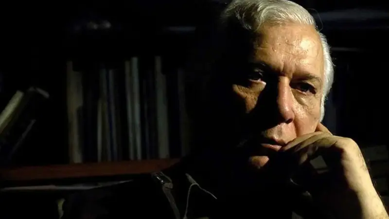 خسرو سینایی: خواستم به زندگی‌ام رنگ بدهم