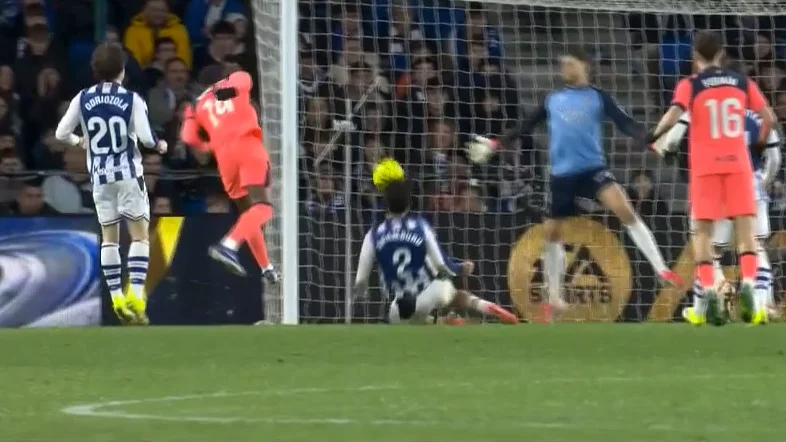 گل اول بارسلونا به رئال سوسیداد (مارکوس راشفورد)