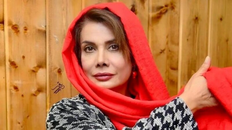 سفر زمان| عاطفه رضوی در 23 سالگی با لباس عروس؛ سال 70