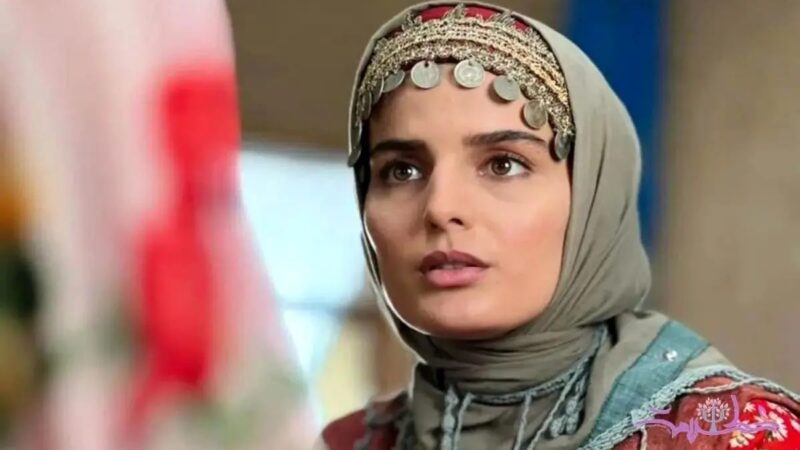 سفر در زمان| «سوجان» سریال سوجان در 27 سالگی و در کنار دریا؛ تاریک شب و درخشش جواهرات خانم بازیگر