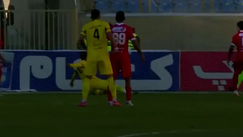 گل دوم فجر به پرسپولیس (مهدی شریفی)