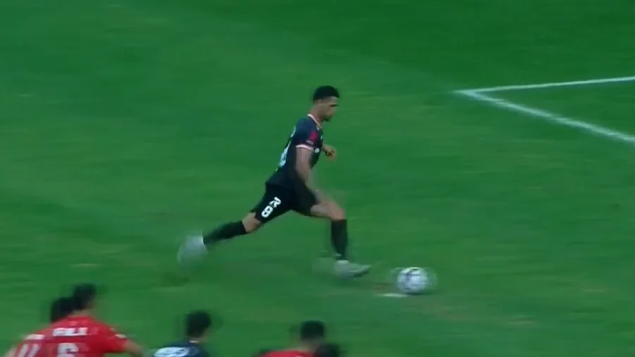 گل اول پرسپولیس به فولاد (علی علیپور) - تصویر شاخص