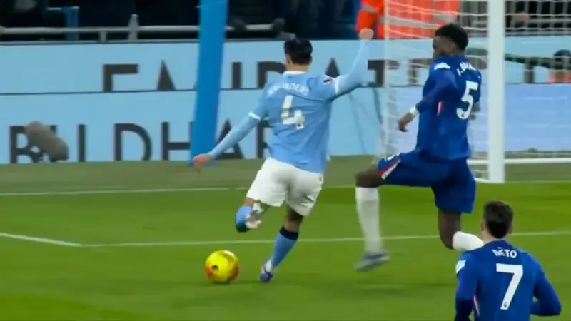 گل اول منچسترسیتی به چلسی (ریندرز)