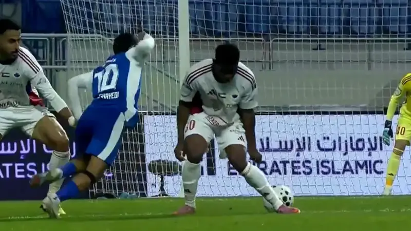 گل دوم النصر دبی به شارجه امارات با پنالتی‌گیری مهدی قایدی