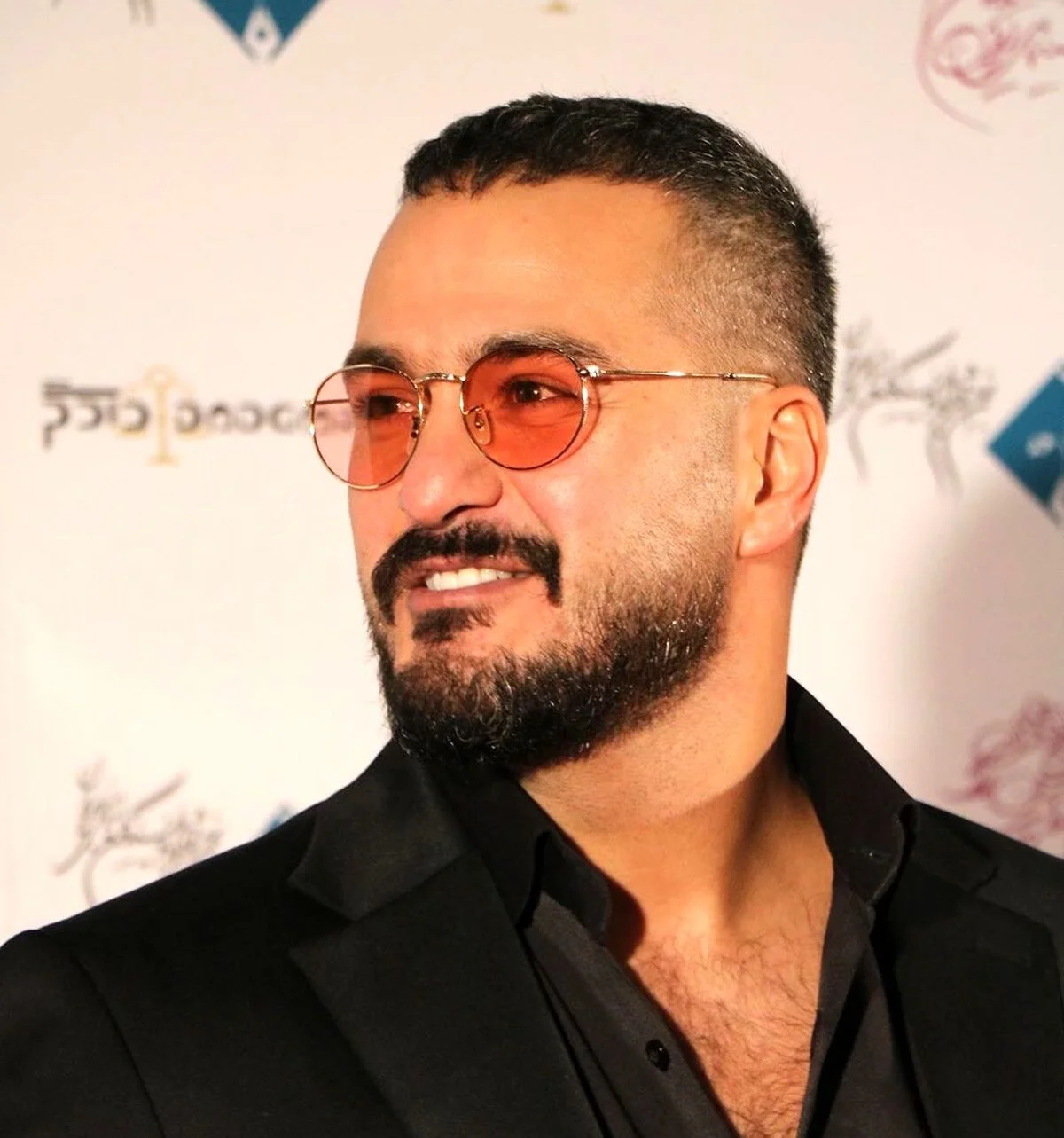 میلاد کی‌مرام؛ مسیری عجیب تا شهرت و رازهای زندگی شخصی‌اش که نمی‌دانستید!