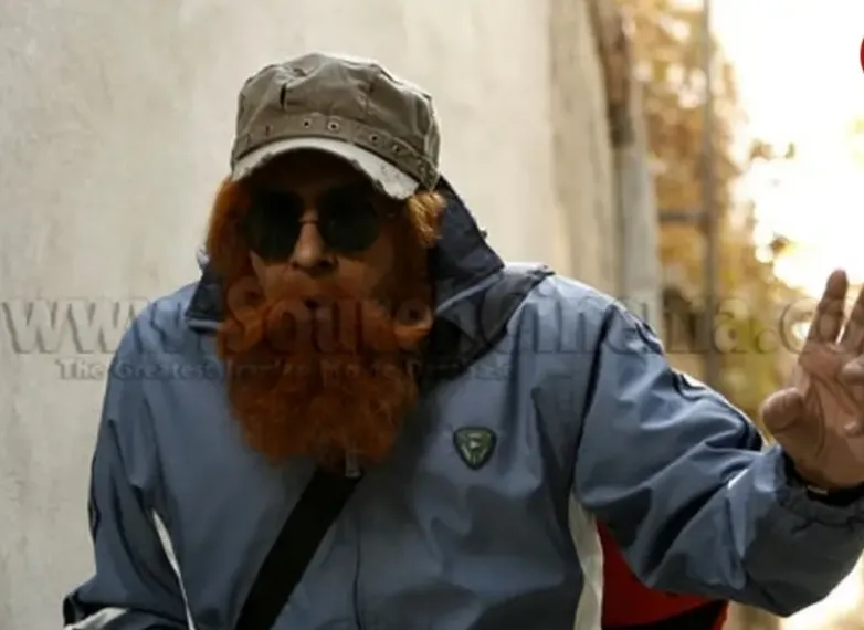 چهرۀ متفاوت «خسرو شکیبایی» در فیلم «دایناسور»؛ سال 86