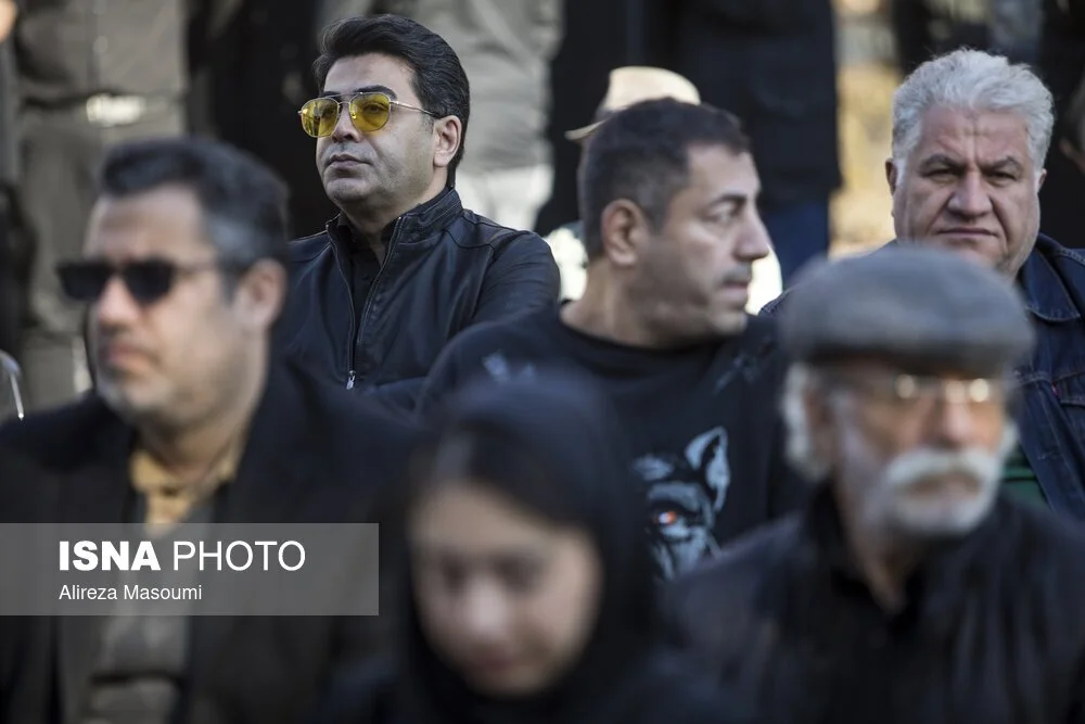 تشییع عنایت بخشی با حضور هنرمندان