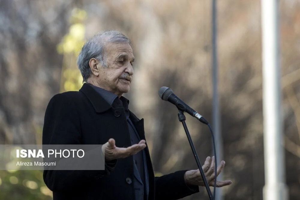 تشییع عنایت بخشی با حضور هنرمندان