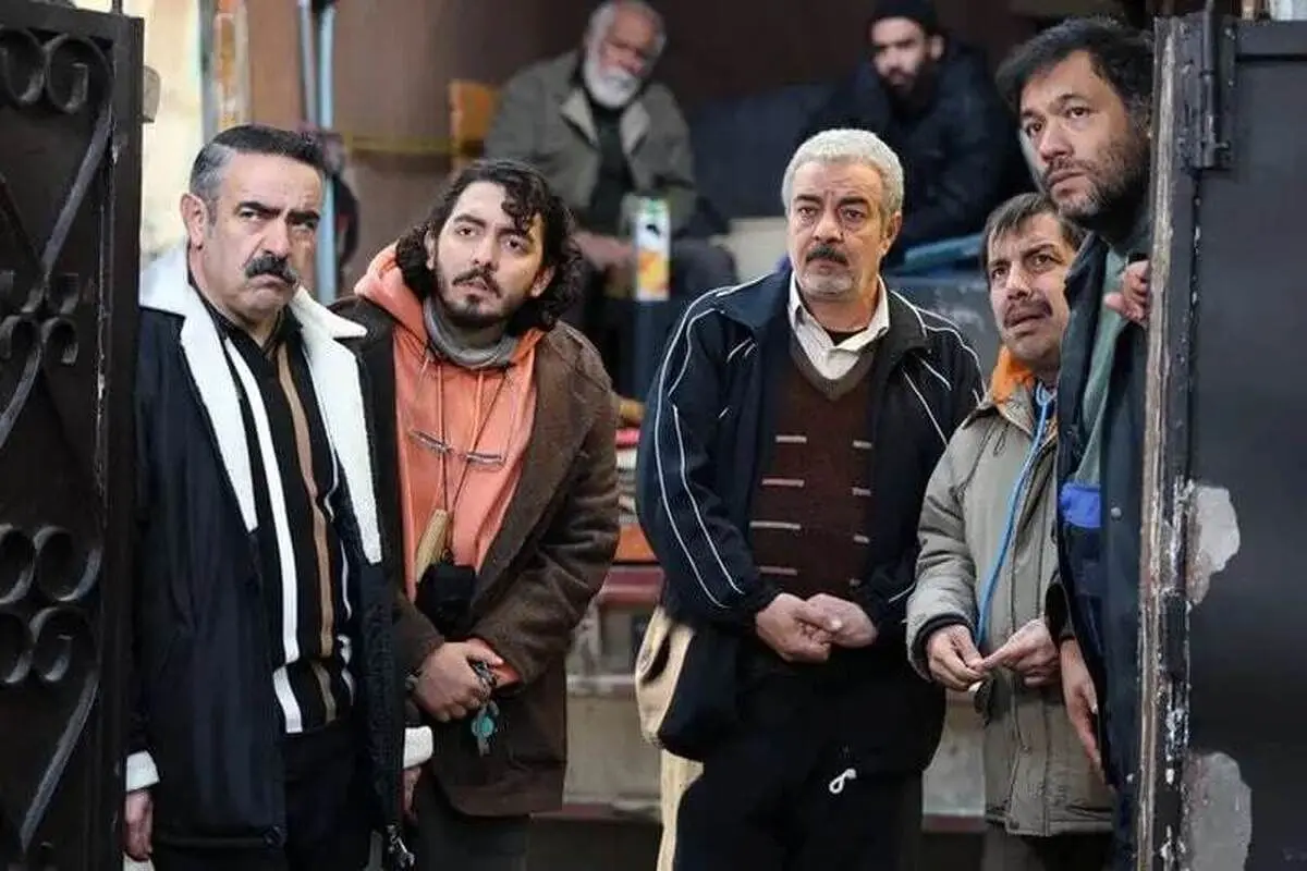 عباس جمشیدی‌فر به سیم اخر زد: پخش «اسباب زحمت» وسط غم‌های دی‌ماه؛ دلگیر و دلسردیم - اخبار