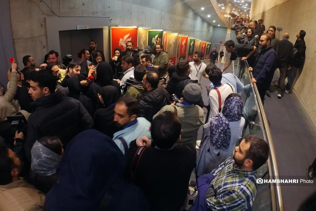 سیمرغ مردمی جشنواره فجر؛ جایزه‌ای که جنجال ساخت!