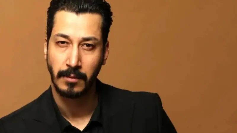 رازهای بهرام افشاری؛ از فروش خون برای زندگی تا کارگردانی پرفروش‌ترین فیلم ایرانی!