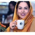 همدردی تینا پاکروان کارگردان تاسیان در چهلم جوانان وطن - چهره‌ها