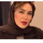 استوری سارا منجزی‌پور: امسال 1404 سال سیاه است - چهره‌ها