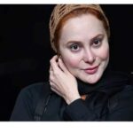 آرام جعفری (همسر بابک انصاری) با استایل سر تا پا مشکی؛ چقدر خانم شده - اخبار