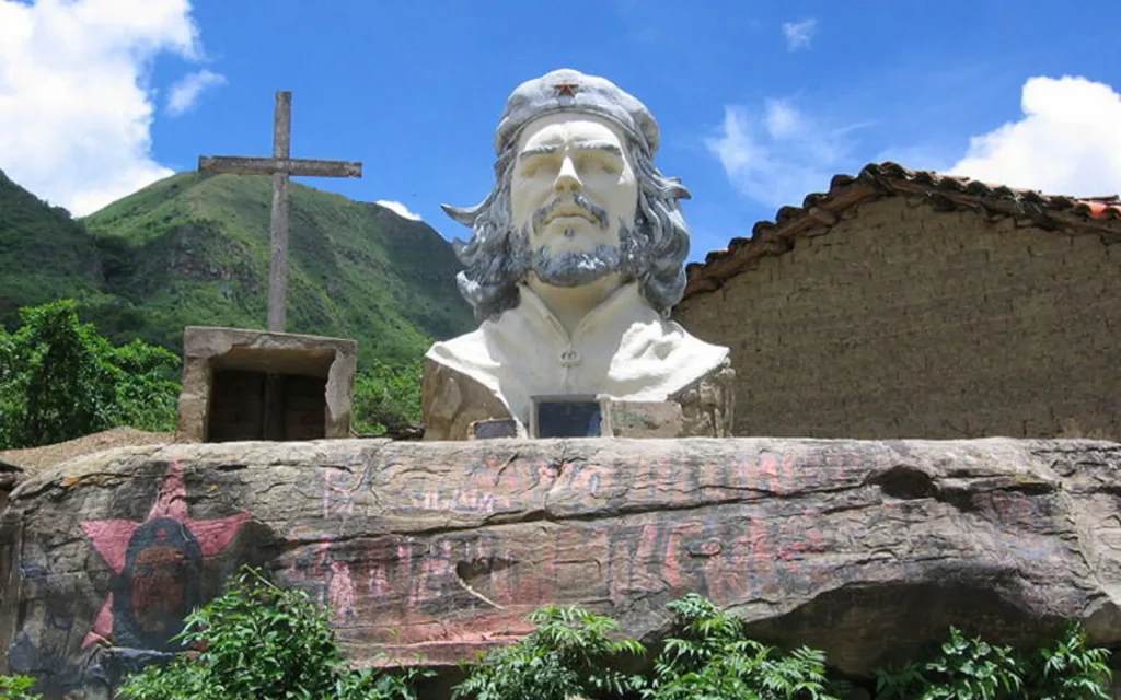 آرامگاه چه گوارا