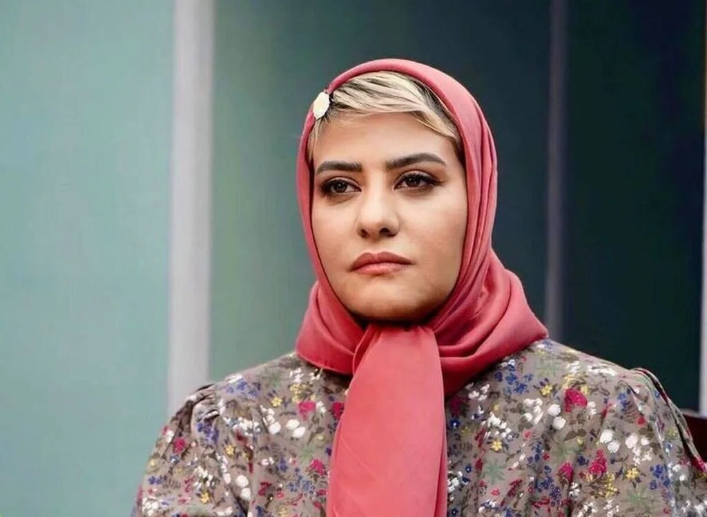 رابعه اسکویی کیست؟