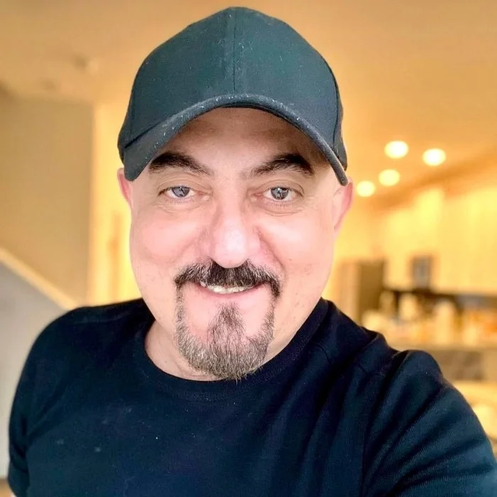 بیوگرافی سندی