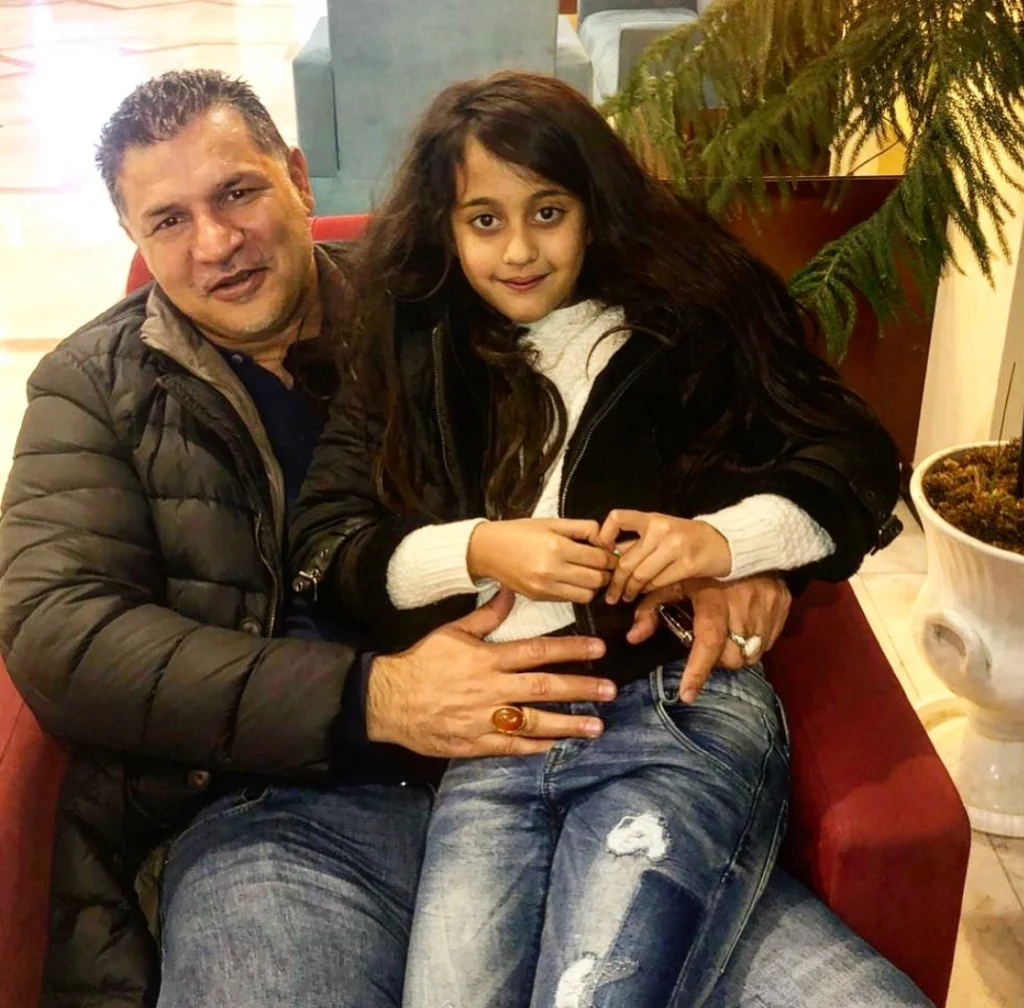 دختر علی دایی