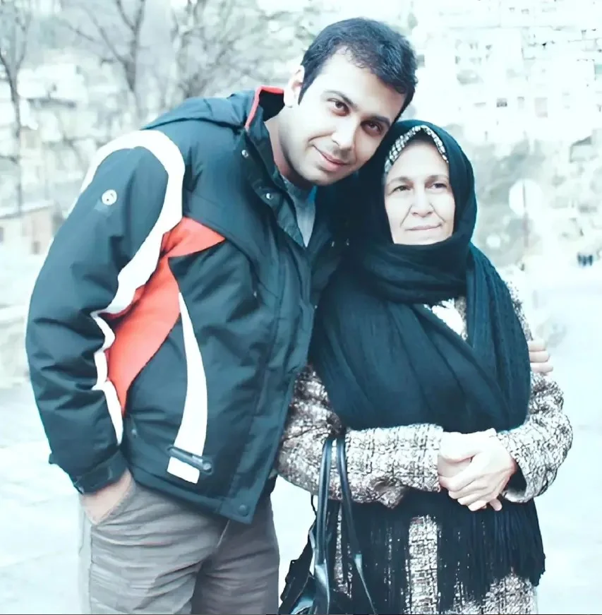 مادر محسن چاوشی