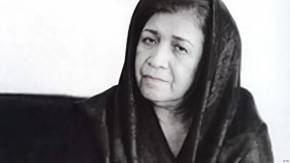 پروین دولت آبادی - تحقیق درباره زندگی پروین دولت ابادی