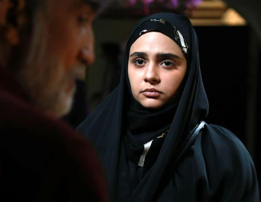 مینو آذرمگین در احضار