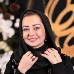 چیدمان شاهانه خانه قبلی نفیسه روشن؛ لوستر آویز طلا و مبلهای سلطنتی - چهرهها