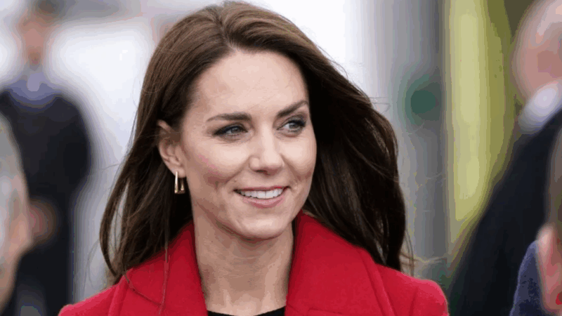 کیت میدلتون با پالتوی چهارخانه سنتی ولزی همه را شگفت‌زده کرد!