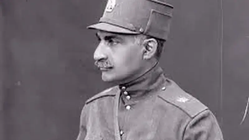 تصاویری نادر از مراسم بدرقه رضاشاه در مرز باکو؛ سفری به سال ۱۳۱۴ که تاریخ را زنده کرد!